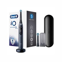 Oral-B Spazzolino Elettrico Ricaricabile iO 7S Nero, 2 Testine, 1 Custodia Da Viaggio, 1 Spazzolino-0