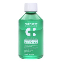 Curasept Daycare Collutorio Herbal Invasion 250ml-1