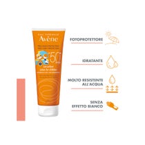 Eau Thermale Avène Baby-Sonnenmilch mit sehr hohem Schutzfaktor SPF50+ 250 ml